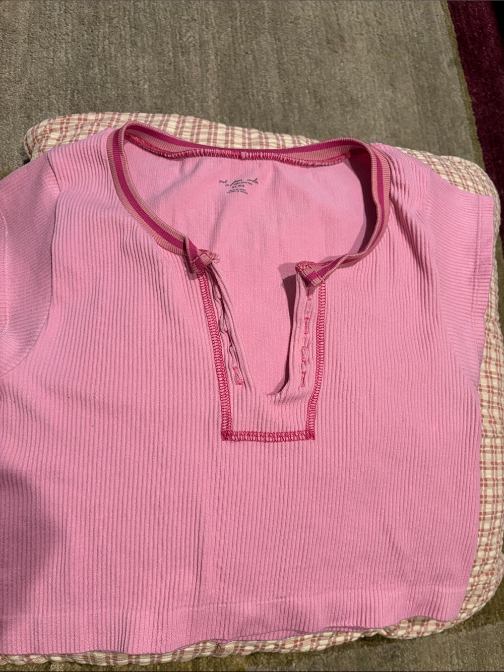 ~Out from Under (Urban Outfitters)~ Pink Ribbed Cap-Sleeve Cropped Knit Top